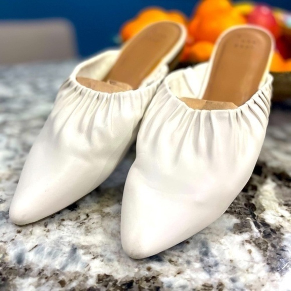 A New Day Slip-On Shoes woman’s size 9 - Picture 2 of 14